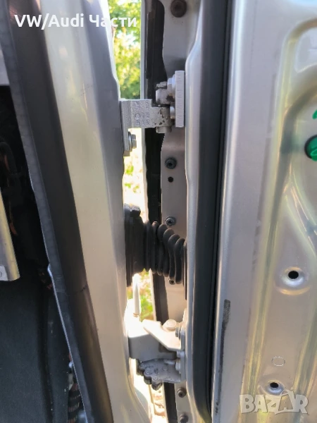 Панта панти предна дясна врата за Голф 5 Пасат Джета VW Golf 5 Passat Touran Jetta Caddy 1K0831402K, снимка 1