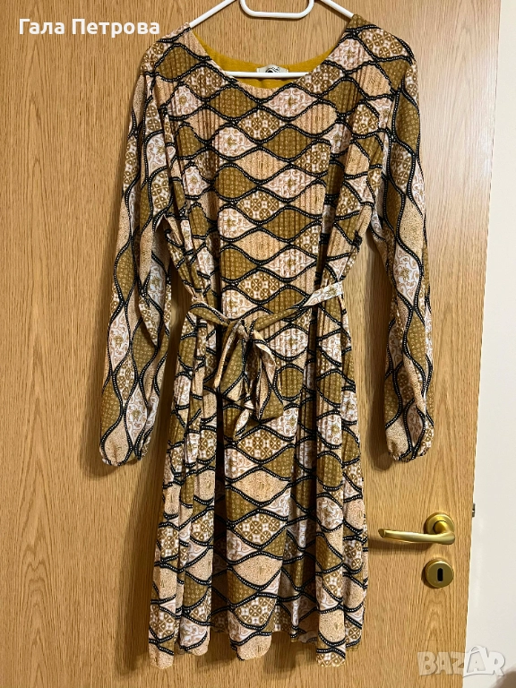 Дамска свободна рокля с коланча , снимка 1