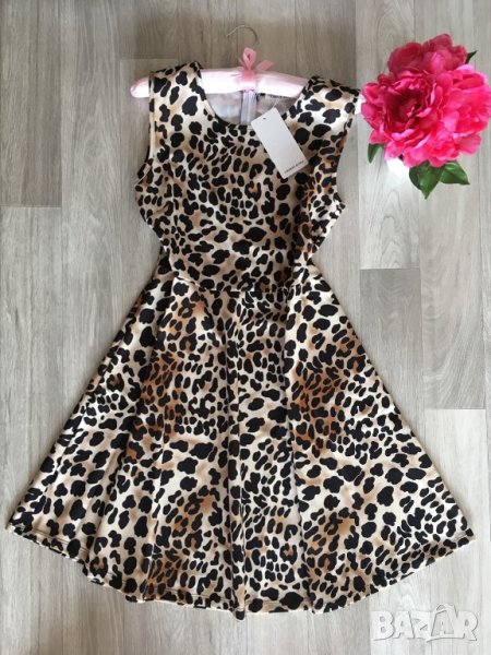 Нова разкроена рокля с леопардов принт, дължина до коляното, еластична, размер L, снимка 1