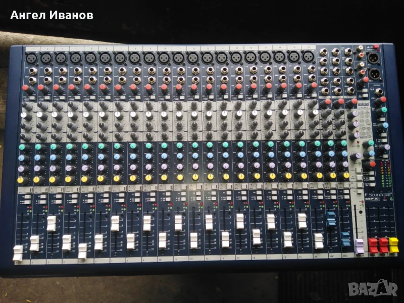 Soundcraft 20 канала, снимка 1
