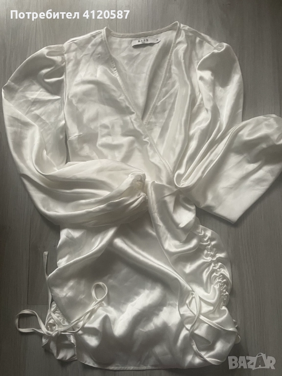 Маркова сатенена рокля, снимка 1