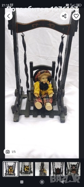 декоративна винтидж люлка с порцеланова кукла, снимка 1