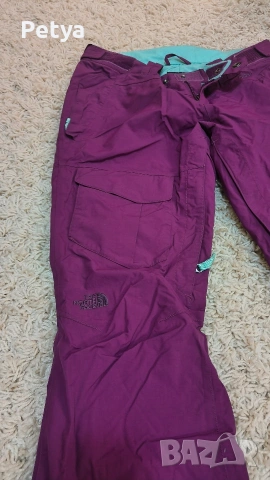 The north face women's ски панталон ,подходящ и за преходи в планината., снимка 2 - Зимни спортове - 53060183