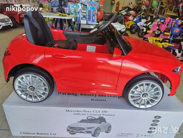 MERCEDES-BENZ 12V Акумулаторна кола CLS 350 червен, снимка 3 - Други - 53849507