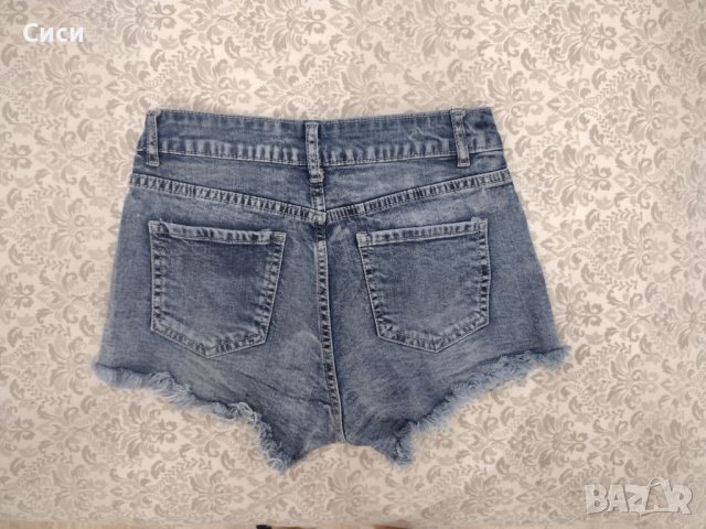 Къси дънкови панталонки, снимка 3 - Къси панталони и бермуди - 41323576