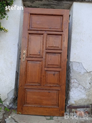 врата от масив