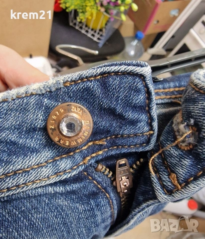 Zara дамско дънки номер 26, снимка 5 - Дънки - 53508111