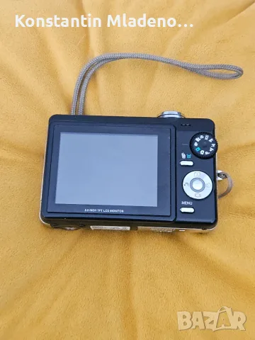Три цифрови фотоапарата – Konica Minolta, Maginon и Vivitar, снимка 6 - Фотоапарати - 55833708