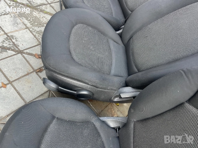 Седалки за Mini Countryman, снимка 5 - Части - 52359294