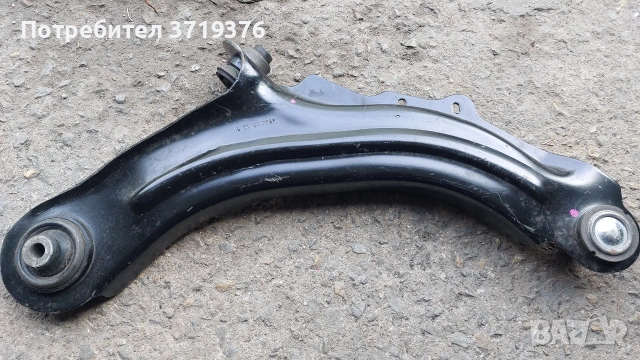 Нов десен носач за Рено / Renault 