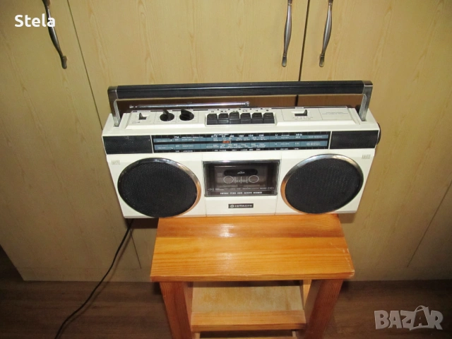 радиокасетофон HITACHI TRK 6830 E, снимка 3 - Радиокасетофони, транзистори - 53834580