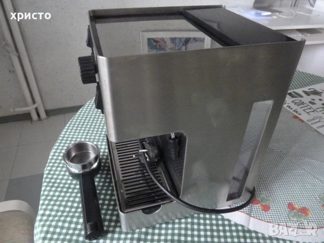 кафемашина Saeco Aroma, снимка 3 - Кафемашини - 51415995