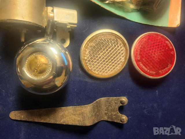 части и каска за велосипед, мотопед, пр., нова, размер 55-58, снимка 4 - Спортна екипировка - 42779774