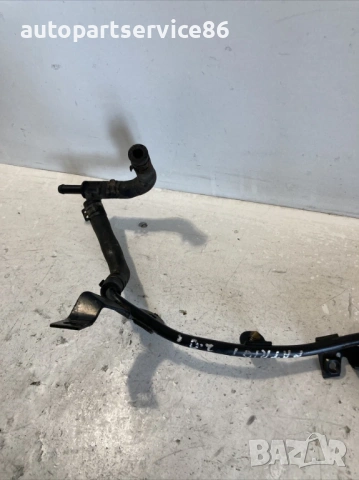 Тръбен маркуч за охлаждаща течност за Jeep Patriot 2.0 Crd (2008) 1K0121070F, снимка 2 - Части - 53559723