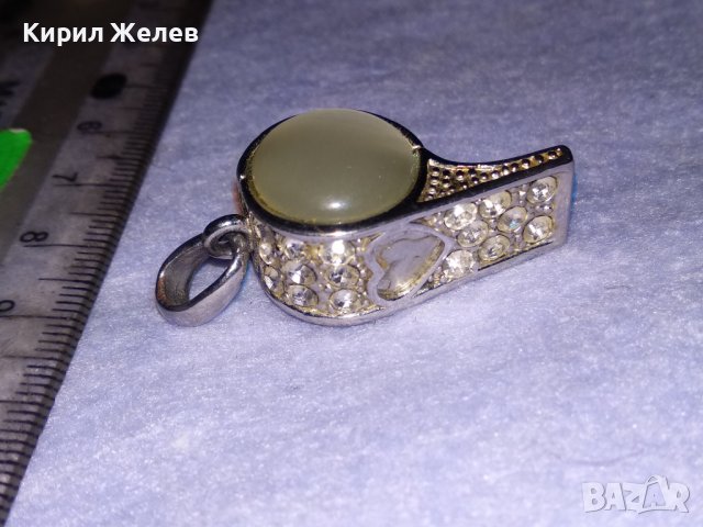 ФИГУРАЛЕН ФЕШЪН-АРТ МЕДАЛЬОН с БЯЛА ПОЗЛАТА и ПОЛИРАН ЛУНЕН КАМЪК и ИСКРЯЩИ ФАСЕТ КРИСТАЛИ 71221, снимка 2 - Колиета, медальони, синджири - 41622873