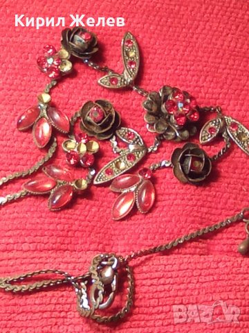 ВИНТИДЖ КОЛИЕ с КРАСИВИ ВИСУЛКИ и КАМЪНИ МЕДНО ФЛОРАЛНО 2999, снимка 2 - Колиета, медальони, синджири - 30665968