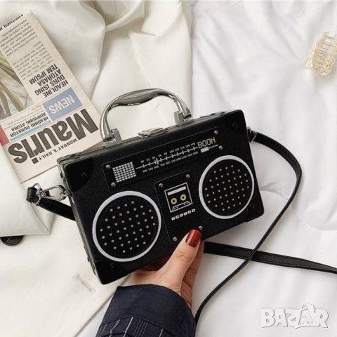 Малка чантичка Cassette Player, снимка 2 - Чанти - 41477271