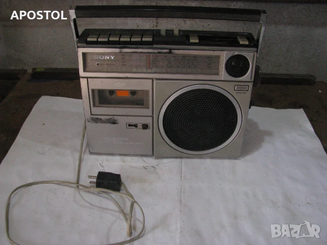 Радиокасетофон Sony, снимка 4 - Радиокасетофони, транзистори - 50678077
