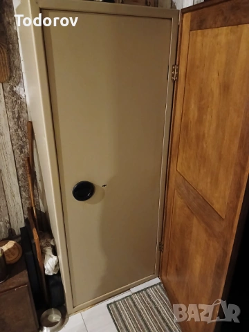 Каса/Трезор за ловни пушки , снимка 2 - Оборудване и аксесоари за оръжия - 53351864