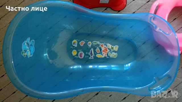 Лот - Бебешко корито, стълбичка, преходник за тоалетна, гумени и плюшени играчки, глицеринов сапун, снимка 2 - За банята - 51630684