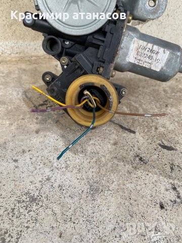 Машинка ел. стъкло задна лява за Тойота корола версо.69840-0F20., снимка 2 - Части - 40134620