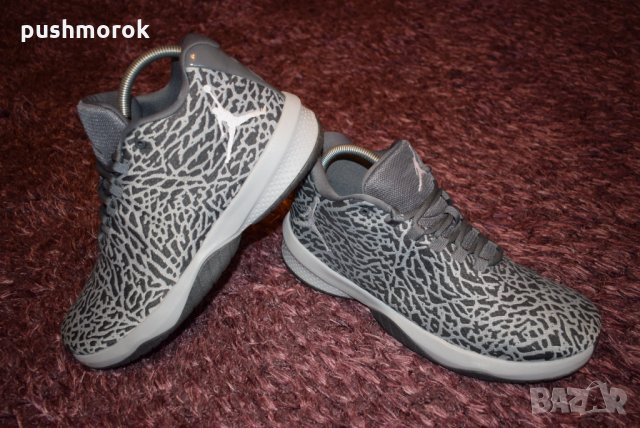 NIKE JORDAN B.FLY Mens Wolf Grey Trainers , снимка 4 - Маратонки - 34568804