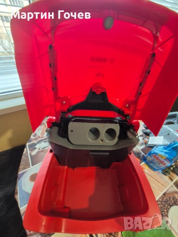 Прахосмукачка BOSCH PROANIMAL Серия 4, снимка 3 - Прахосмукачки - 53479644