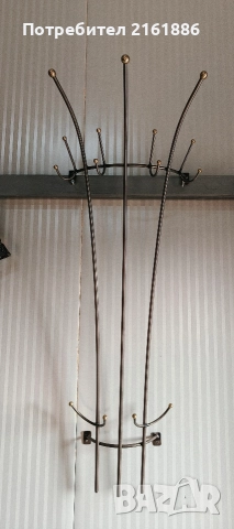 Красива закачалка за стена 