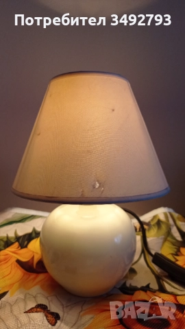 Лампи с абажур, снимка 8 - Настолни лампи - 51776542