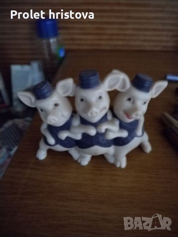 Трите прасенца, на батерия и пеят, снимка 1