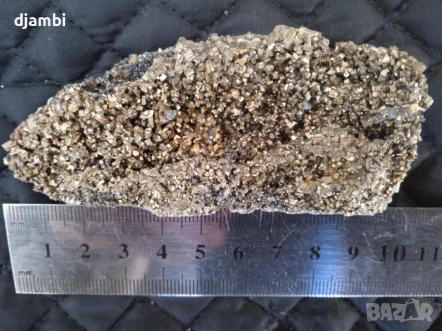 №211,Прит, Дребнозърнест пирит,Кристали,Минерали,Мадан,, снимка 2 - Декорация за дома - 48832145