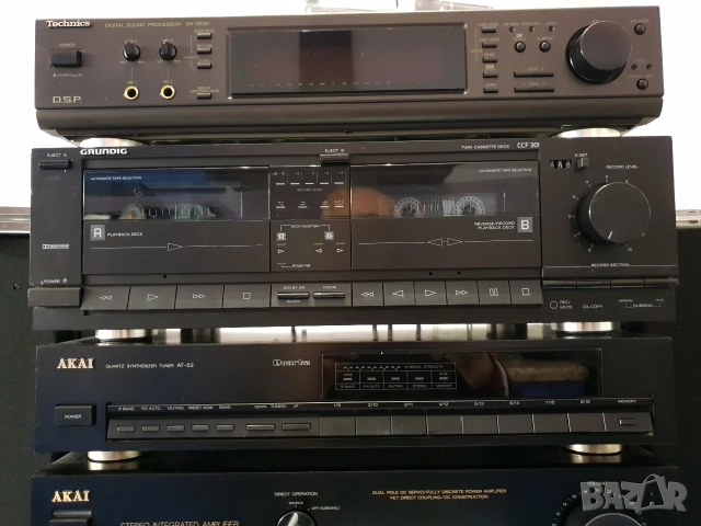 Стерео дек Grundig ccf301, снимка 3 - Декове - 52991253