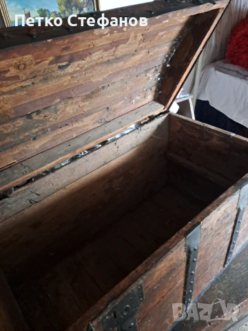 Стар дървен сандък, снимка 2 - Други ценни предмети - 53249179