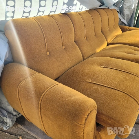 Холов  диван  с фотьойли. 