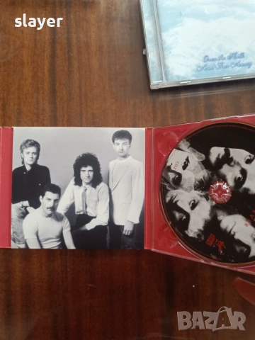 Оригинален диск Queen, снимка 4 - CD дискове - 53485053