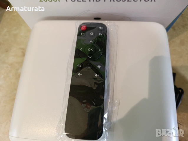 Проектор Riatanxi CY900 | Android | Full HD 1080P | Wi-Fi, снимка 2 - Плейъри, домашно кино, прожектори - 53592116