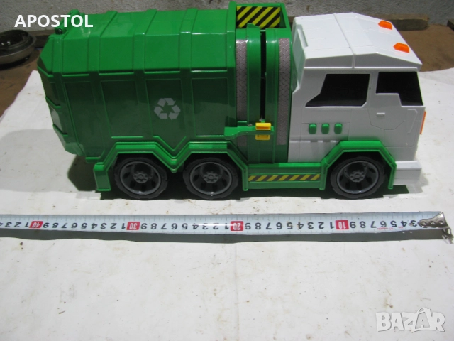 детска играчка камион