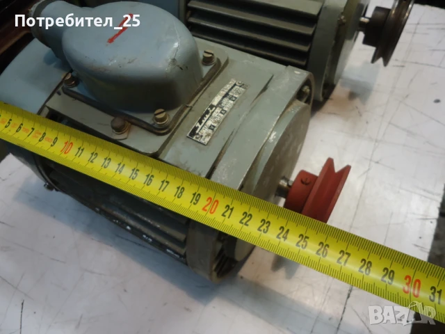 Трифазни ел.мотори 0,37KW- 1400 об/м., снимка 6 - Електродвигатели - 50957847