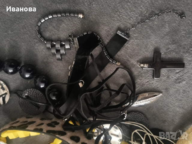 25 Дамски гердани и гривни за 20 лв общо, снимка 16 - Колиета, медальони, синджири - 52106007