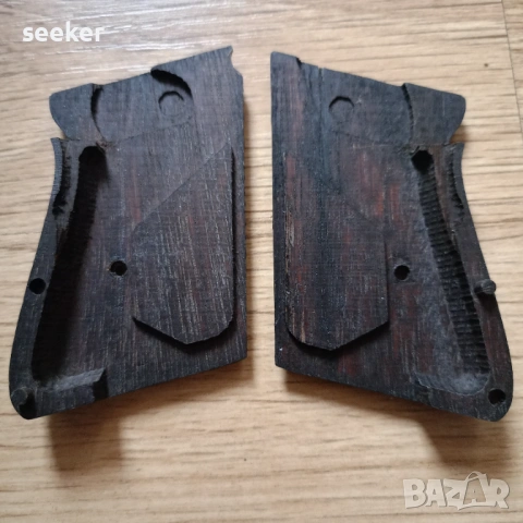 Орехови чирени (ръкохватка) за Walther PPK., снимка 3 - Оборудване и аксесоари за оръжия - 50529721