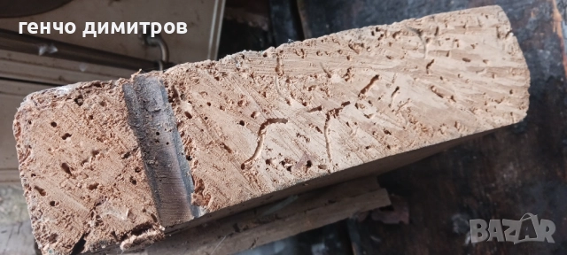  малък дърводелски  тезгях, снимка 3 - Антикварни и старинни предмети - 52180679