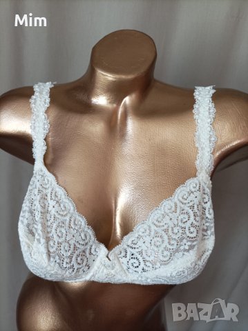  Triumph 80B  Бял дантелен сутиен , снимка 3 - Бельо - 41015502