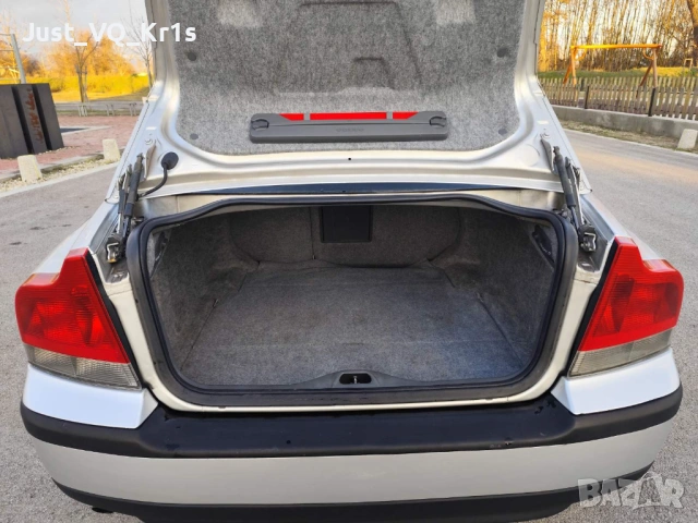 Volvo S60 , снимка 14 - Автомобили и джипове - 53405612