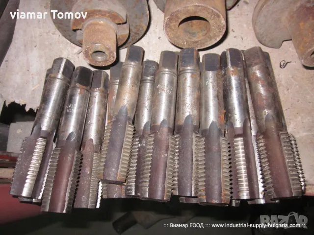 Метчици с метрична резба М33, едра стъпка - комплекти от 3 броя (първи, втори и трети)