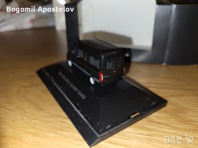 Умален модел на Mercedes Sprinter 1:87, снимка 2 - Колекции - 52960553