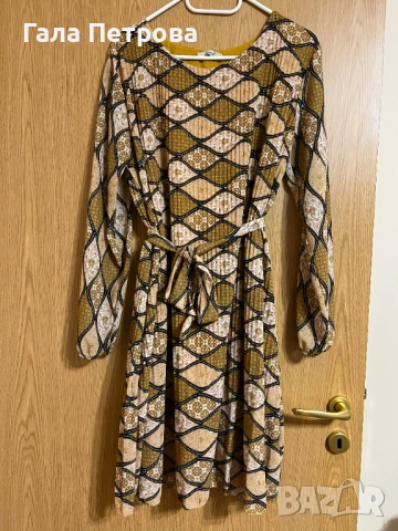 Дамска свободна рокля с коланча 