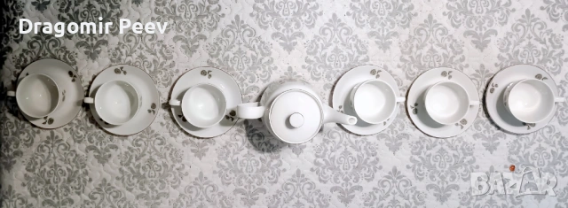 Ретро порцеланов сервиз за чай „Китка“ Нови пазар Перфектно състояние, снимка 2 - Чаши - 53843446