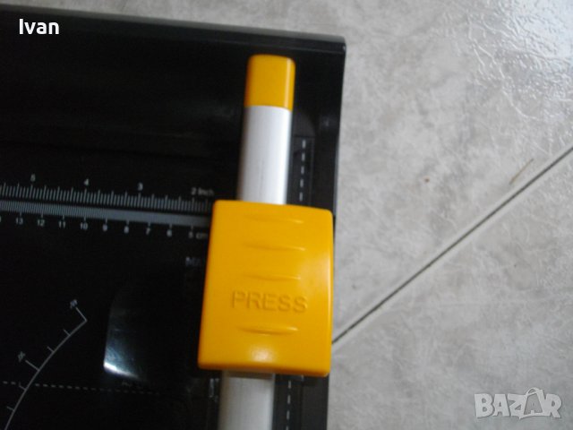 Нов Тример/Резачка За Хартия-Ролков Нож 30 мм-FELLOWES NEUTRON, снимка 9 - Други инструменти - 39833819