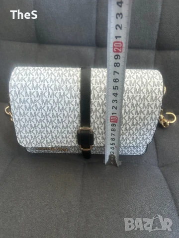 Чанта Michael Kors, носена веднъж! , снимка 8 - Чанти - 50513170