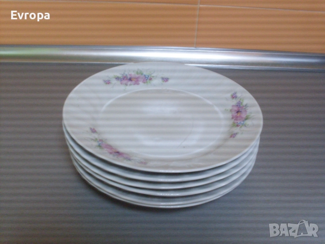 Комплект български чинии., снимка 1